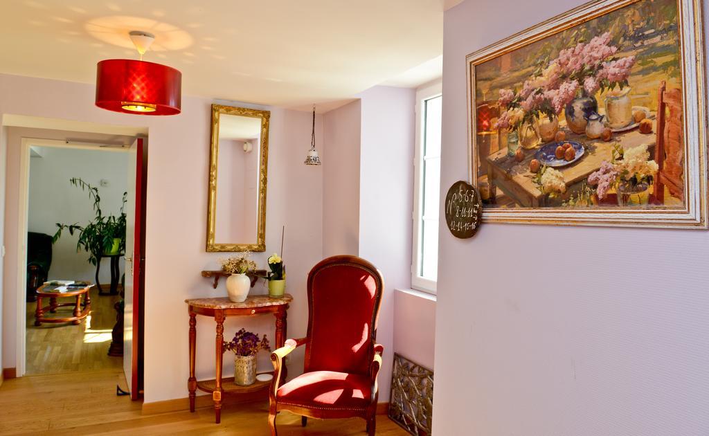Logis Chez Germaine Hotell Geüs-d'Oloron Eksteriør bilde