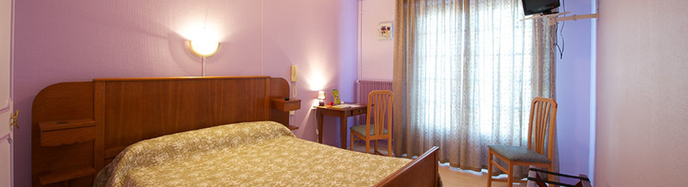 Logis Chez Germaine Hotell Geüs-d'Oloron Eksteriør bilde